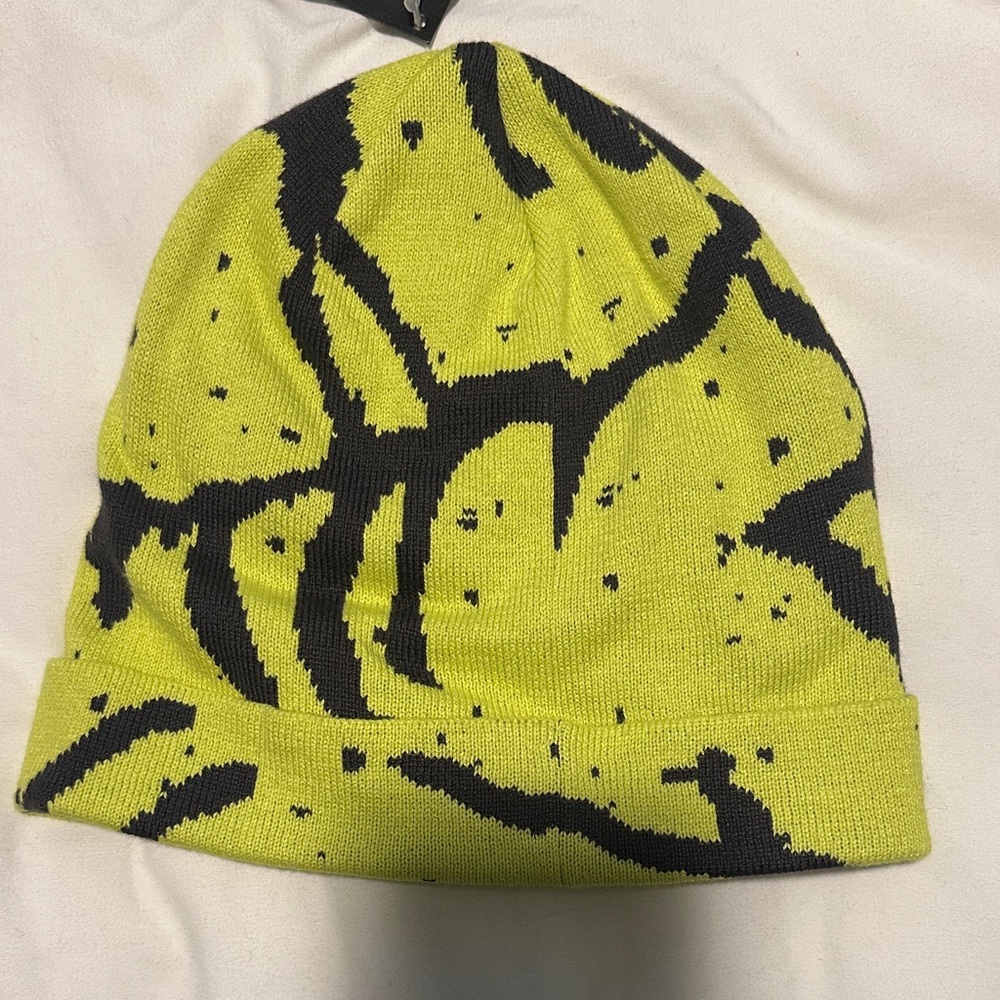 Arc'teryx Yellow and Black Beanie - Picture 4 of 4